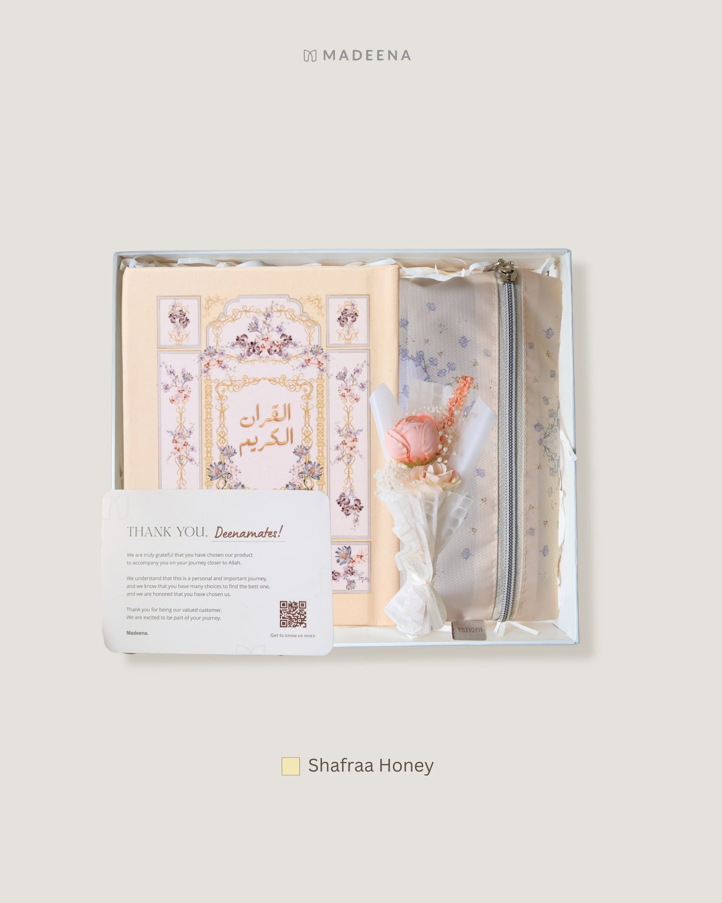 Madinaquran - Hampers al Quran & Sajadah Bright Package (Mushaf ukuran A5 & Sajadah)