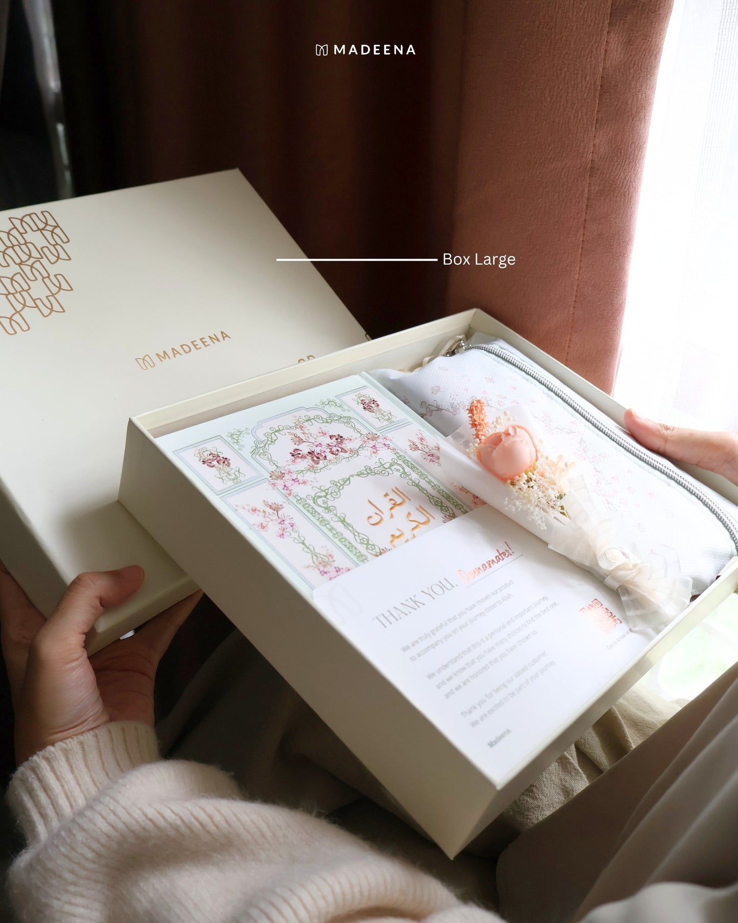 Madinaquran - Hampers al Quran & Sajadah Bright Package (Mushaf ukuran A5 & Sajadah)