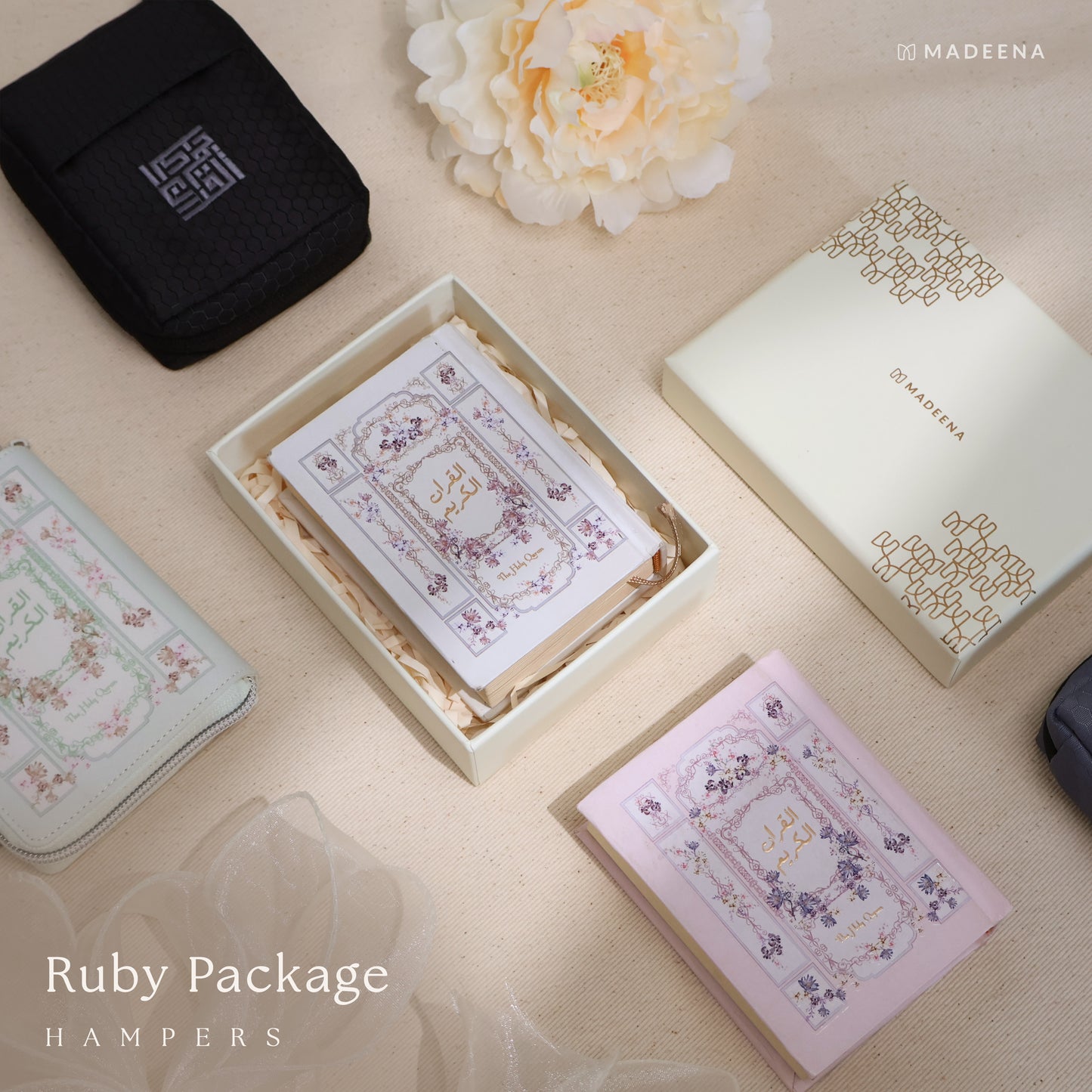Hampers al Quran Rubby Package Reeyana (Ukuran Saku A7) by Madina Quran
