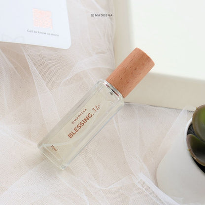 Kado Pernikahan Bermanfaat Hampers al Quran & Eau de Toilette Shine Package