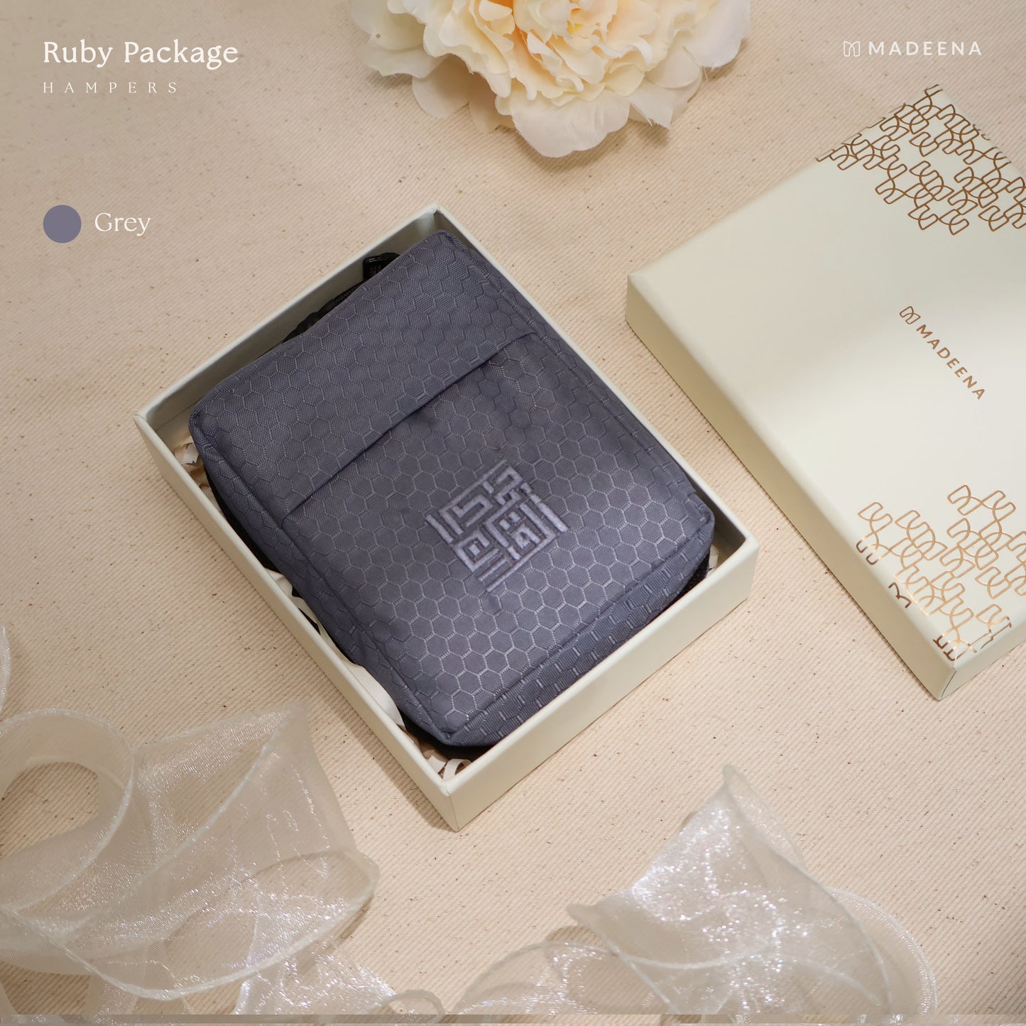 Hampers al Quran Rubby Package Reeyana (Ukuran Saku A7) by Madina Quran